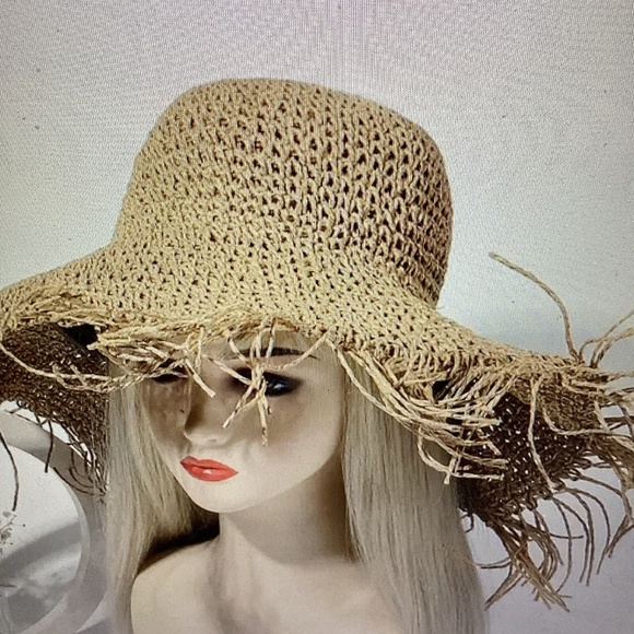 HIGH QUALITY- Italy Accessories - HANDMADE LARGE STRAW SUN HAT (Color: KHAKI)